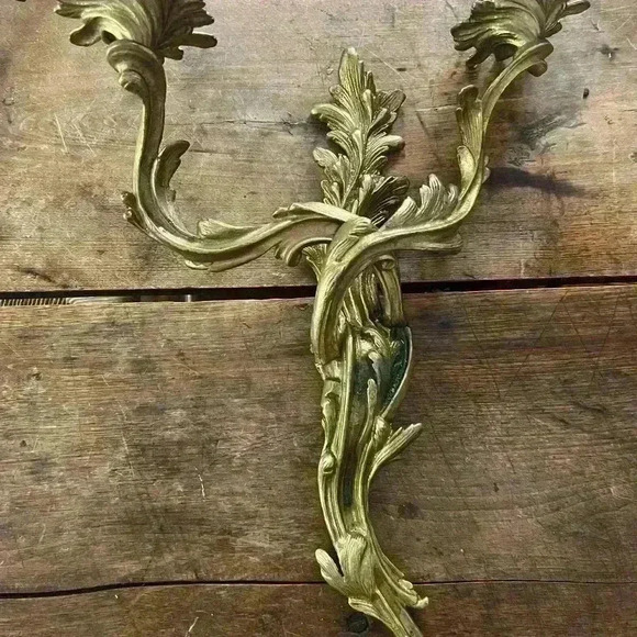 Solid Brass Candelabra VINTAGE and Sensational with Verde Gris Patina - Picture 3 of 4